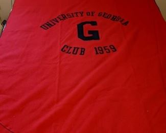 vintage UGA blanket