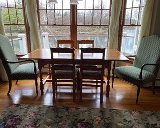 ELDRED WHEELER BURLED MAPLE KITCHEN TABLE AND 4 CHAIRS