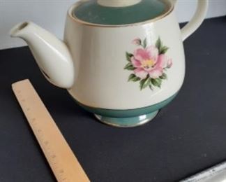 Vintage teapots and other collectible ceramics at this event