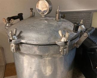 Old time pressure cooker