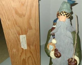 Willyraye santa in wooden box