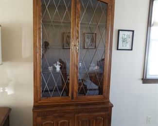 Ethan Allen china cabinet