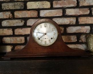 Sessions Mantle clock