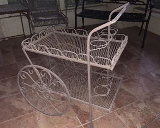 $95 METAL PATIO DRINKS CART