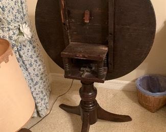 $325~ 1800' TILT TOP TABLE 