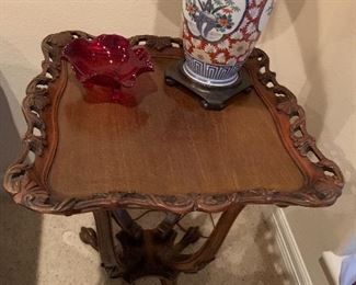 $575 PAIR OF ANTIQUE WOOD END TABLES  28X19X20