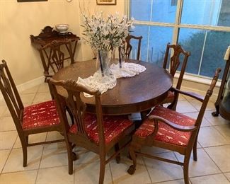 $950 TIGER OAK DINING TABLE WITH 6 UPHOLSTERED SEAT CHAIRS 29X48X48