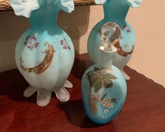 $150 VINTAGE GLASS DRESSER SET (3)