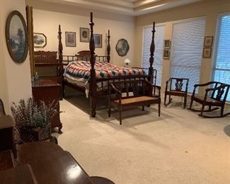 $2800~OBO~ American Victorian mahogany hand-carved custom made antique Queen bed with mattress and boxed spring set 85"X56"