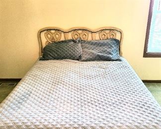 Mid Century queen size bed