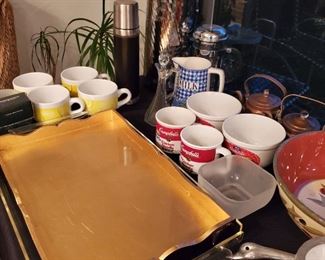 Miscellaneous kitchen items