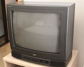 98. $25.00. Zenith box television 19”