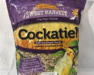 Kaylor Sweet Harvest Vitamin Enriched Cockatiel with Sunflower Seeds Grass 4 lbs Expires 01/24/2021 Location Plastic Shelf X