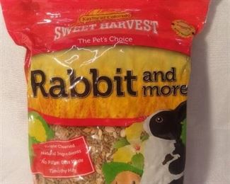 Kaylor Made Sweet Harvest Vitamin Enriched Rabbit and More Hay Pet Food 4 lbs Expires 06/17/2021