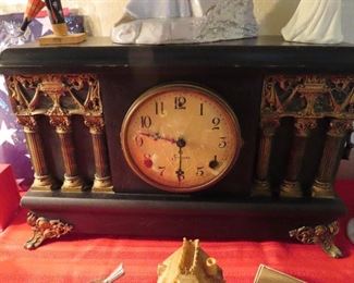 Sessions Antique Mantle Clock