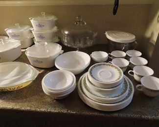 Pyrex Bowls - Dishes