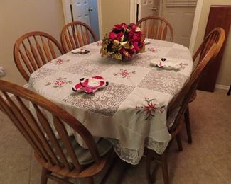 Kitchen Table with 6 Chairs - 1 Leaf