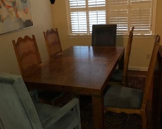 Dining table, 6 chairs, plus 2 18” leaves to extend table