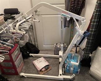 Genesis 400 Convertible Electric Lift with Harness