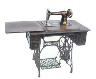0049 Antique Singer Sewing Machine And Table