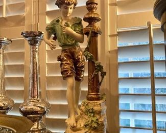 pair of L & F Moreau table lamps