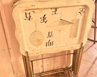 Set of MCM folding trays