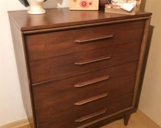 Mid Century Dresser (part of complete bedroom set)