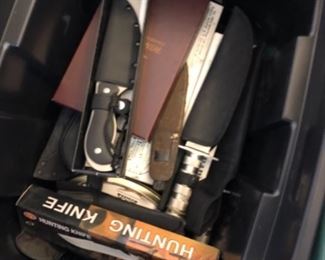 hunting knives and pocket knives