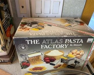 Pasta Machine in box 