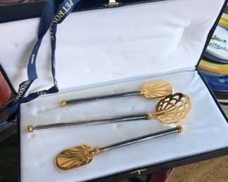 Petrossian Paris Caviar Serving Paddles and Spoon