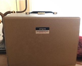 Argus Showmaster Projector