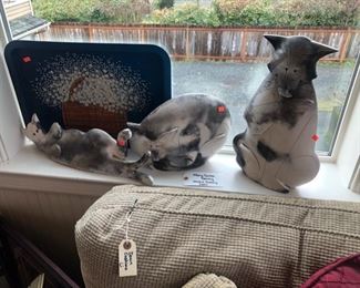 Mary Gates Dewey Studio Pottery Cats 