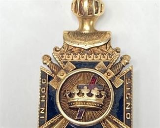 14K Gold Masonic Locket Pendant 18.5 g