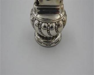 Lot 104
Antique Ronson Crown lighter