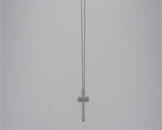 Lot 122
Silver necklace with cross pendant