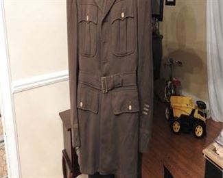 Lot 180
Sacks Fifth Ave Military jacket with pants