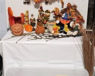 Fall Decorations ~ Rolling Tote Included