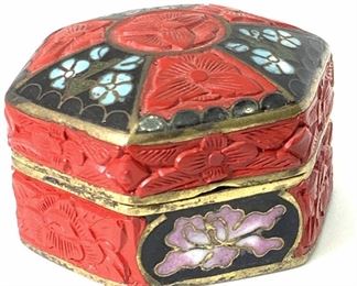 Vintage Handmade Asian CLOISONNÉ SNUFF BOX