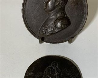Lot 2 Vintage Bronze Medallions,Napoleon & Soldier