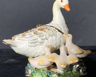 NOBILITY Enamel White Geese Trinket Box, Org Box