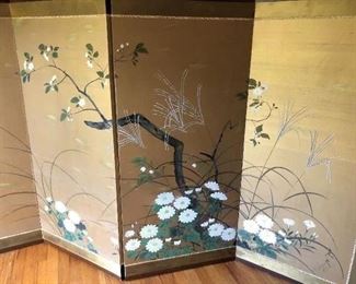 $275. 66" wide x 36" tall. Stunning silk chinoiserie hand painted wall art screen. statement piece!