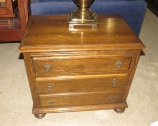 $120.00, Ethan Allen Solid Oak Royal Charter Collection, VG condition 26" W x 18"D x 23"T. 