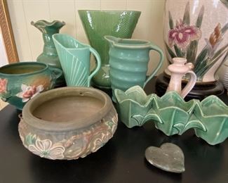 Roseville jardiniere and hanging basket, Other American pottery