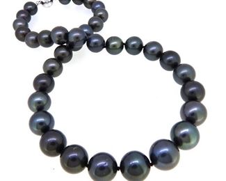 Tahitian Pearl Necklace