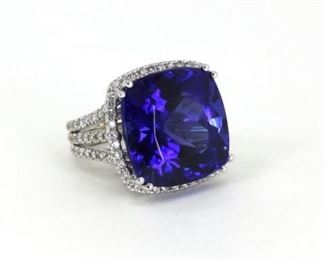 Tanzanite & Diamond Ring
