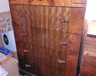 Gorgeous Art Deco vintage tall chest. $100! In very good condition. 
Solid wood, dove tail joints. 
Tons of storage space!
Handles are made of Bakelite
32"w x 48"h x 19"d