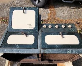 Antique Devon Windsor Insulated stove. We don't know if it works. $150