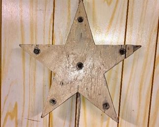 Primitive Wooden Light-up Star