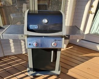 005 Weber Spirit Gas Grill