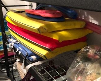 2 industrial
Shelves are sold